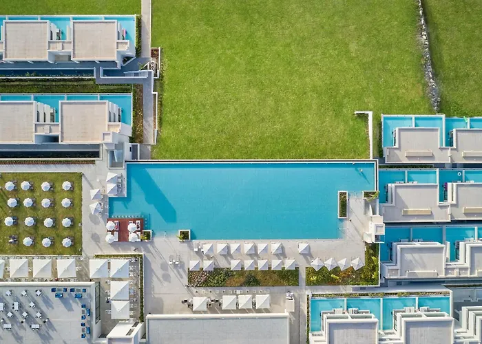 Grand & - Adults Only 5*