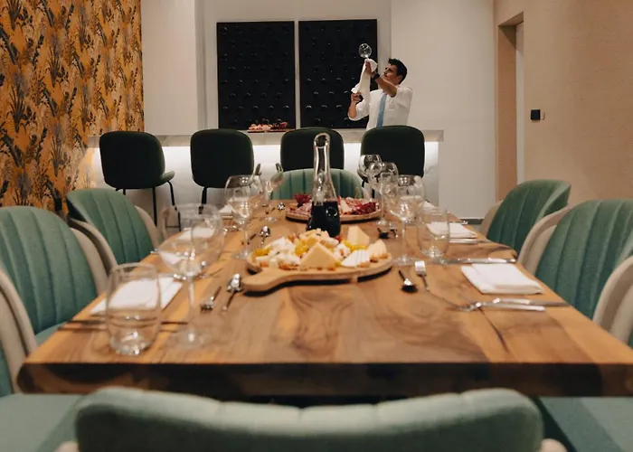 Grand & - Adults Only