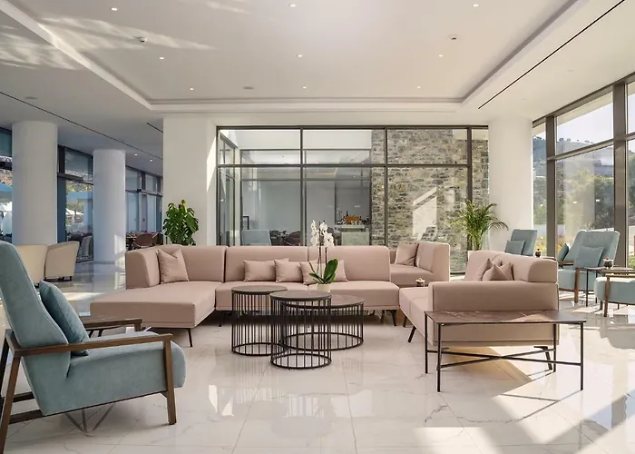 Grand & - Adults Only 5*