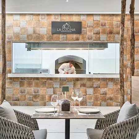 Grand & - Adults Only 호텔 5*