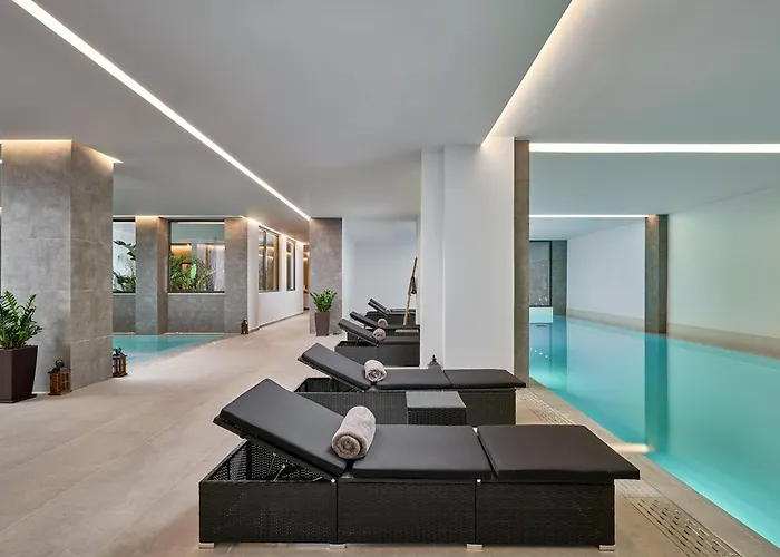 Grand & - Adults Only