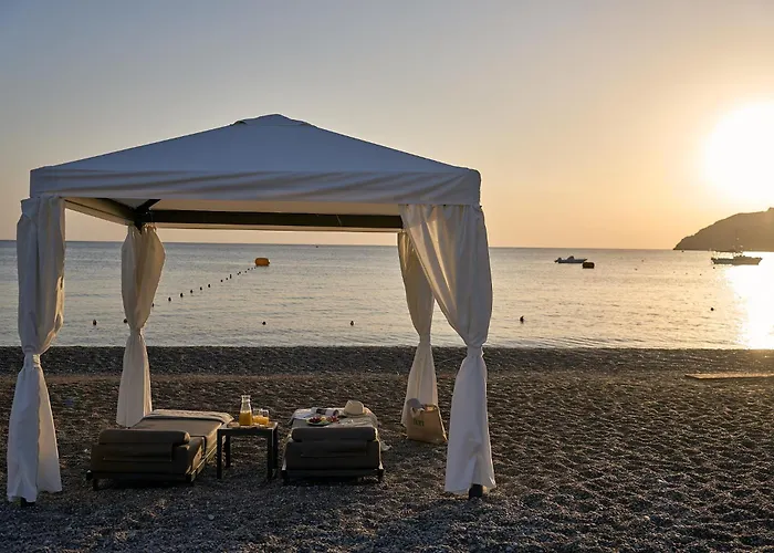 Grand & - Adults Only